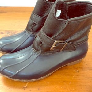 Sperry all weather boots sz 8 . Worn once too sm